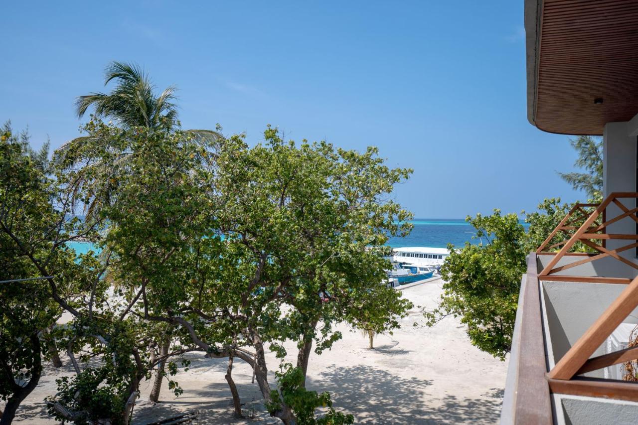 Hotel Ayala Oceanview Maldives Gulhi Exterior foto