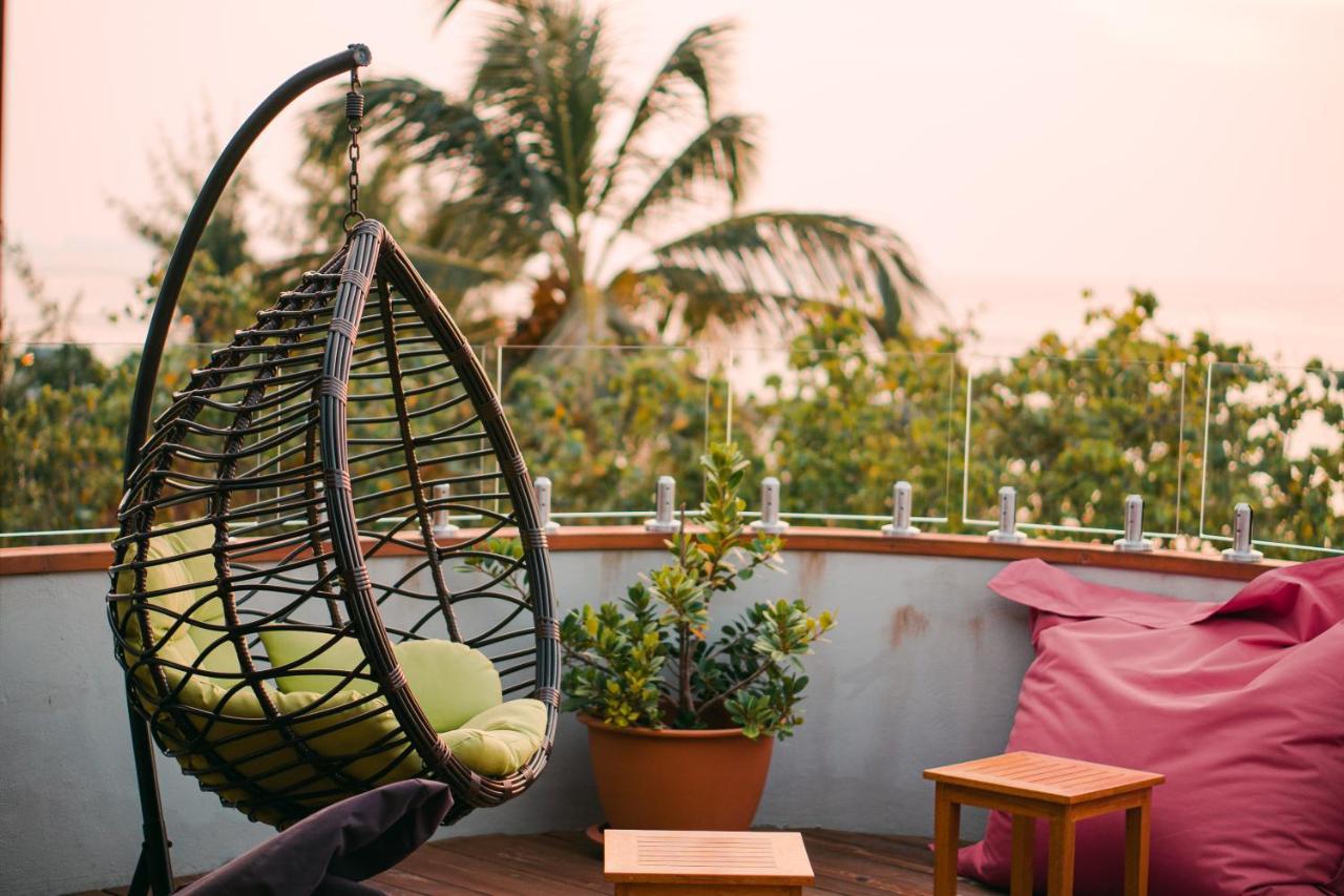Hotel Ayala Oceanview Maldives Gulhi Exterior foto
