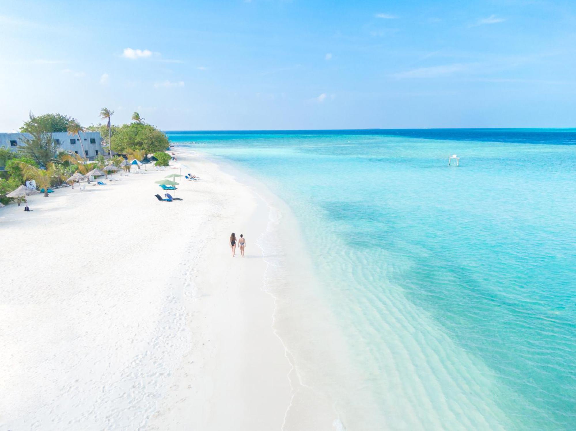 Hotel Ayala Oceanview Maldives Gulhi Exterior foto