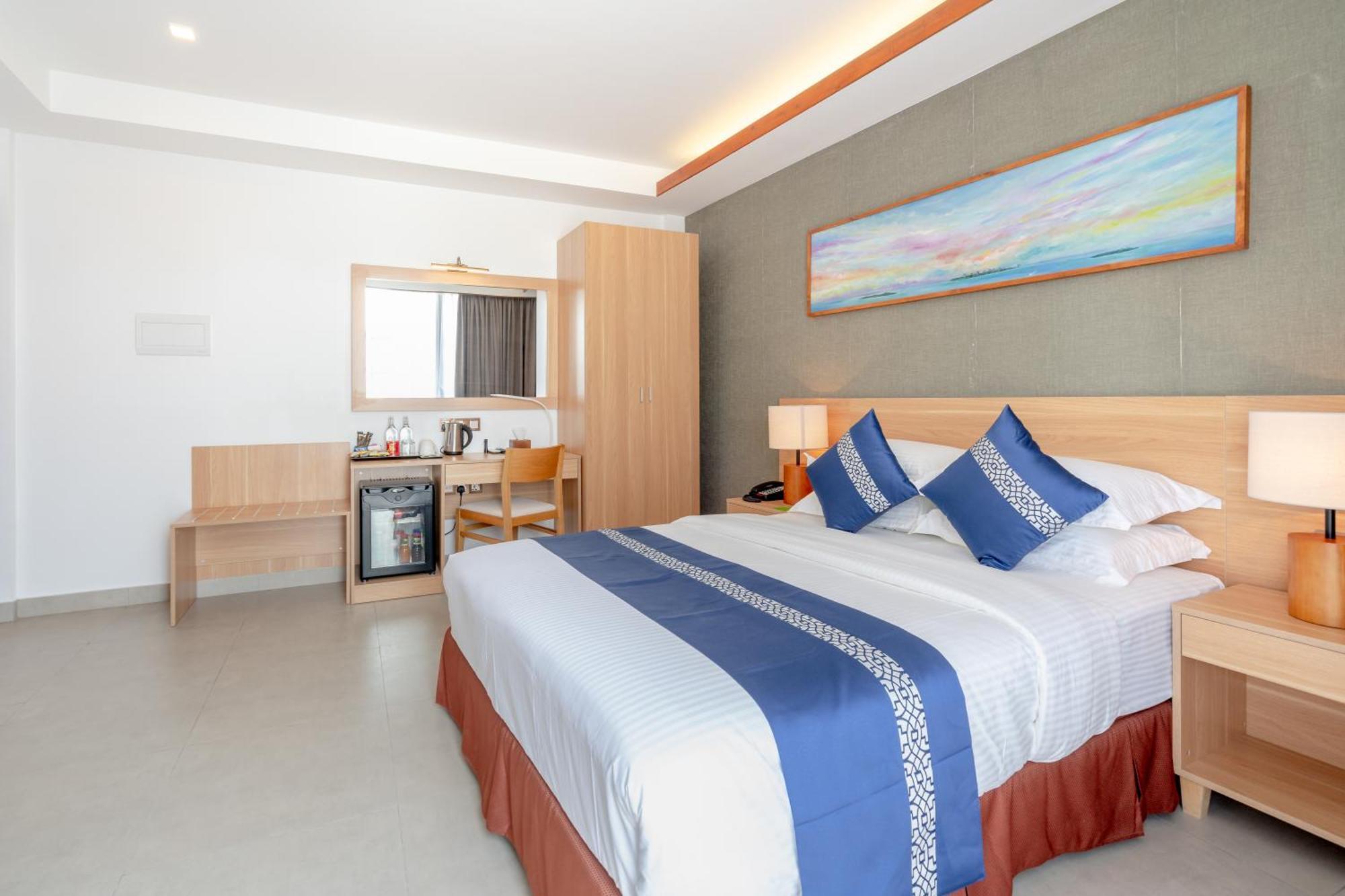 Hotel Ayala Oceanview Maldives Gulhi Exterior foto