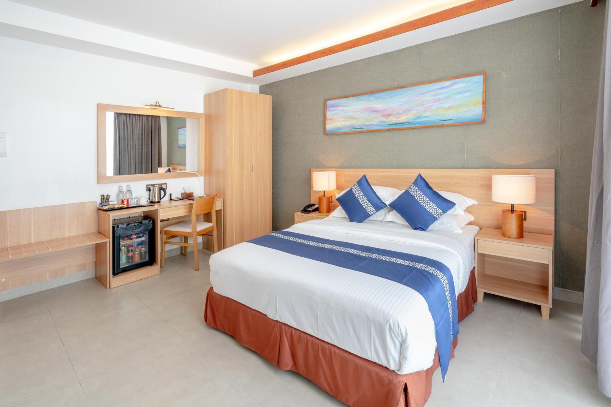 Hotel Ayala Oceanview Maldives Gulhi Exterior foto